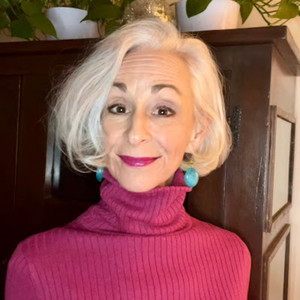 Meet your Posher, Paula